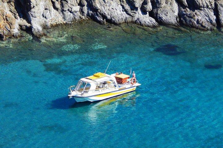 Boat and hike tour to the Hidden Beaches of Syros