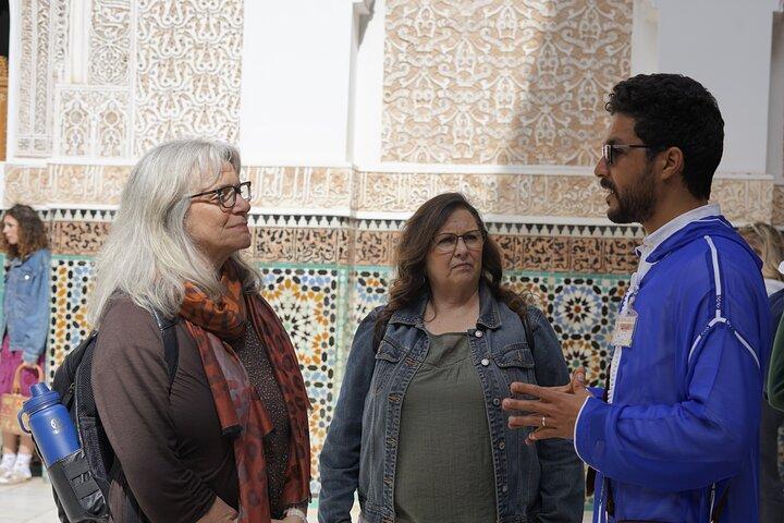 Marrakech : Ben Youssef Madrasa 1 - Hour Guided Tour Skip-The-Line （マラケシュ：ベン・ユセフ・マドラサ1時間ガイドツアー）