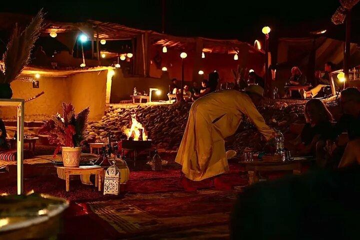 Sunset Agafay Desert : Kamelenrit en diner, Vuurshow (Marrakesh)