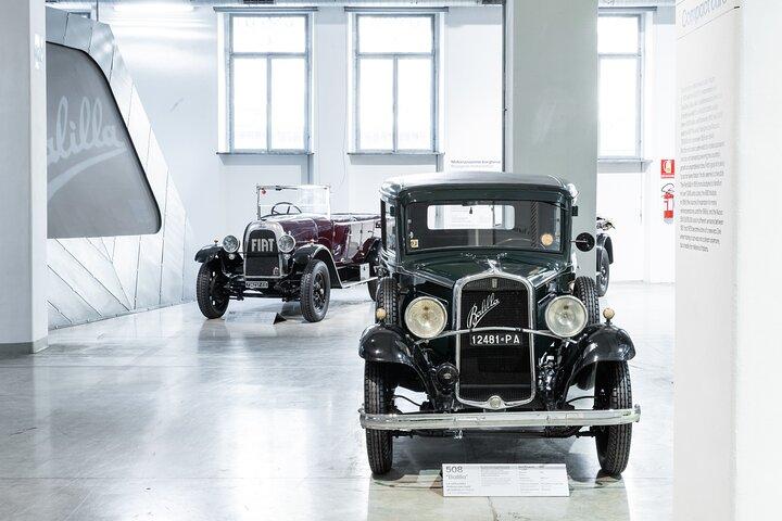 Turismo ao Museu Histórico Torino Fiat e ao Distrito de Lingotto