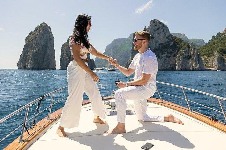 Boottrip per privé-eiland Capri voor koppels