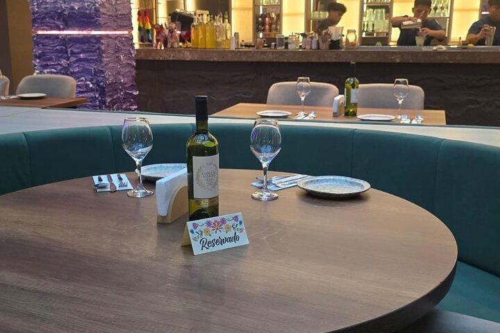 SUYUでのディナーショーペルーの美食と体験
