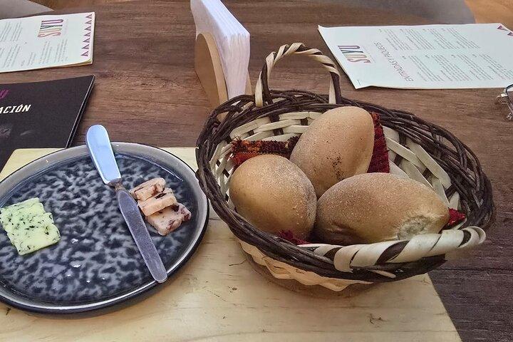 SUYUでのディナーショーペルーの美食と体験