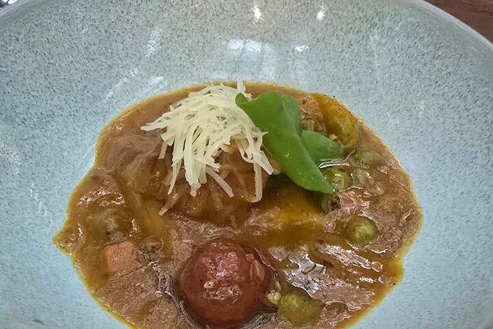SUYUでのディナーショーペルーの美食と体験