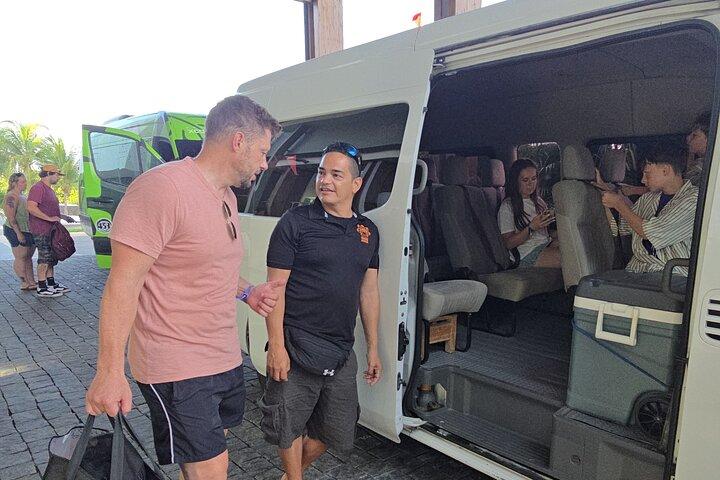 Transfer privado para Xel-Há Park ida e volta, de Cancún