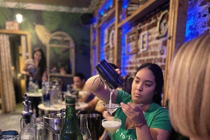 2 Hours Cocktail Classes at Speakeasy Plus Bites