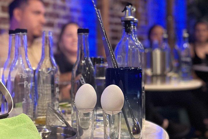 2 Hours Cocktail Classes at Speakeasy Plus Bites