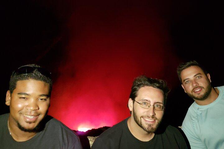 ニカラグア火山植民地都市への日帰り旅行など