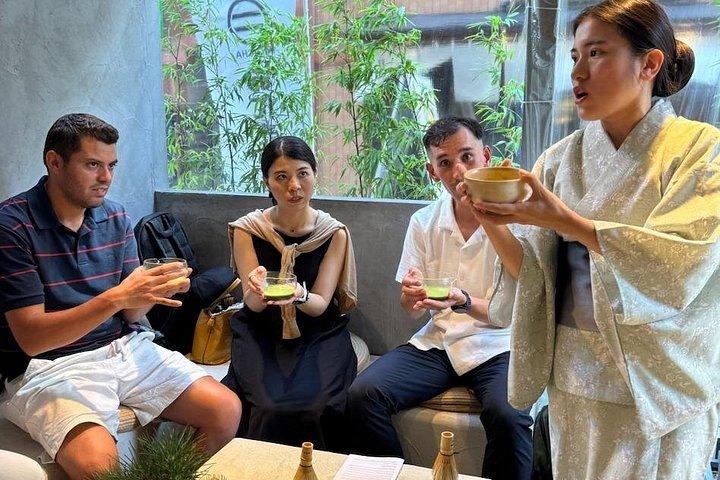 NIGICHAで抹茶と日本語茶の試飲ツアー