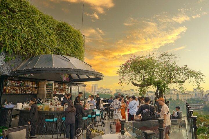 屋上から通りハノイホップツアー