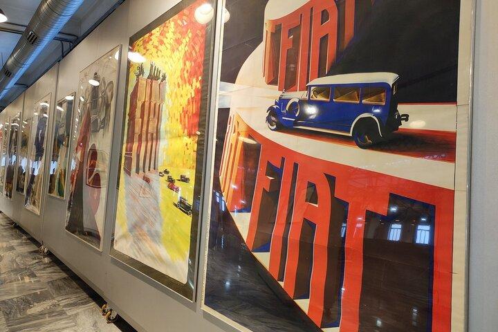 Turismo ao Museu Histórico Torino Fiat e ao Distrito de Lingotto