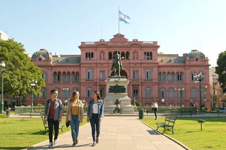 Private Buenos Aires City Walking Tour with Local