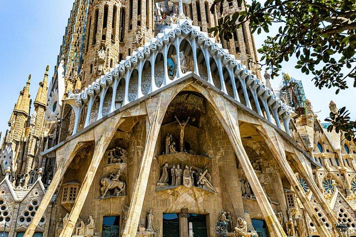 Visite privée d'une journée de Barcelone en voiture