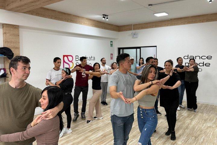 Dance Salsa and Bachata in Lima Fun Group Classes with Locals