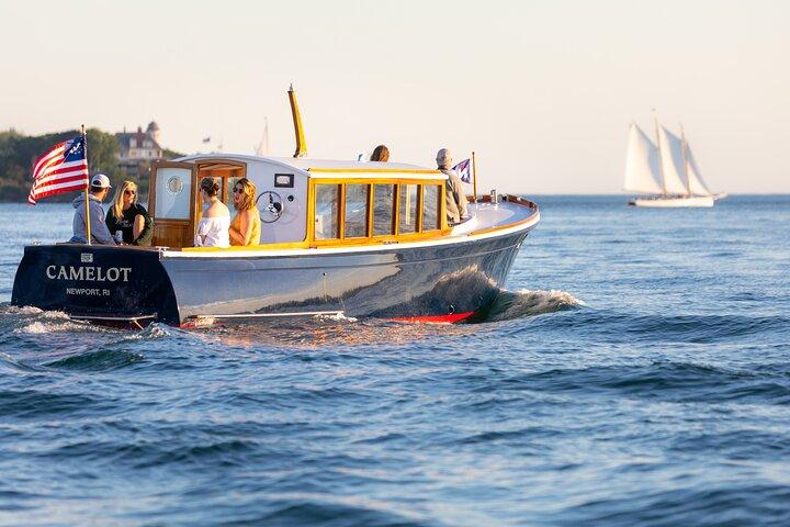 Privémiddagcruise aan boord van Camelot in Newport