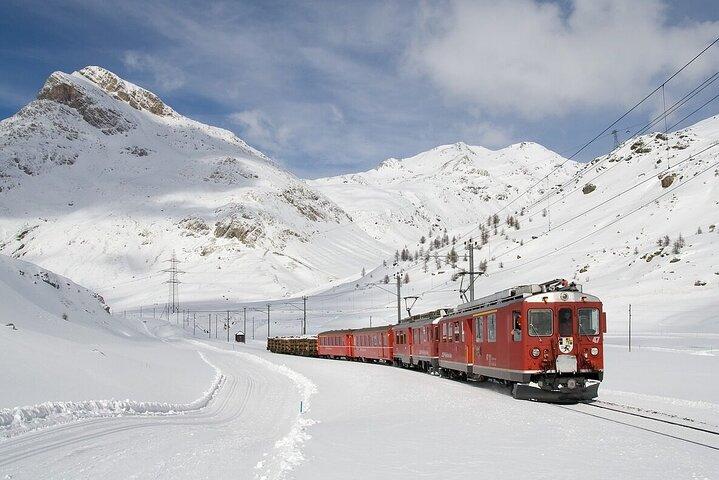 Bernina Expresszug und St. Moritz Tagestour ab Mailand