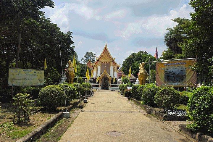 バンコク・リバー島日帰りツアー
