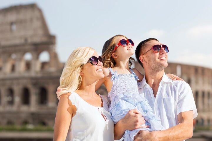 Aventura familiar: Tour privado para niños por el Coliseo y la Antigua Roma