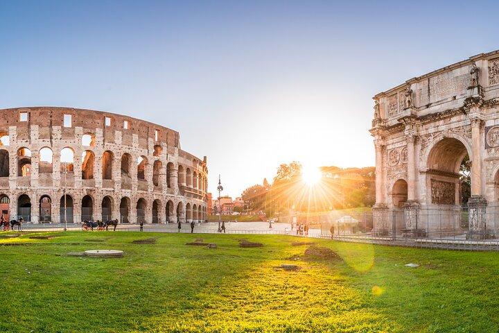 Aventura familiar: Tour privado para niños por el Coliseo y la Antigua Roma