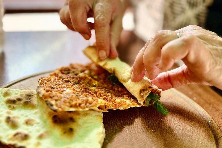 Istambul: Guia de comida com passeio de ferry
