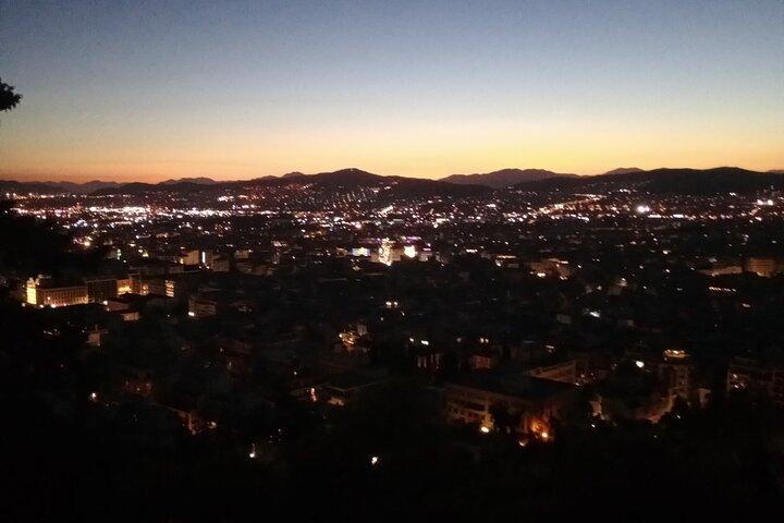 Atene di notte Tour privato