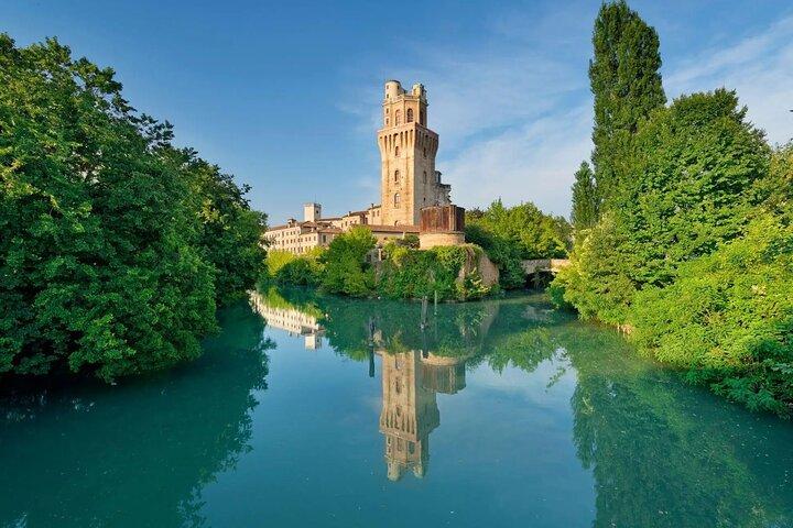Tour privato a piedi di Padova con un locale