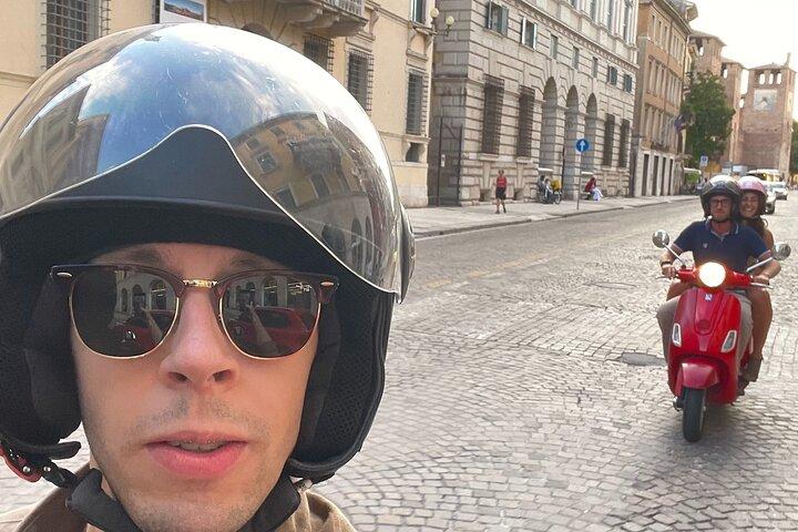Verona Vespa Tour con Aperitivo
