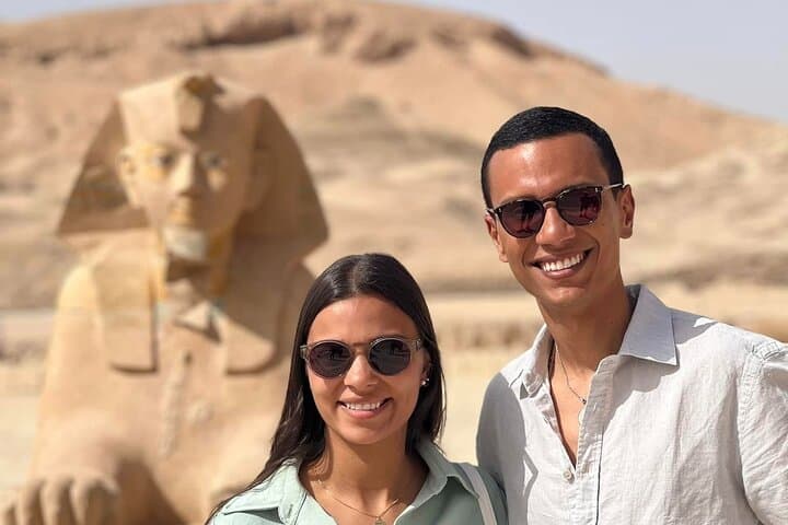 5-Day Cruise the Nile from Cairo to Luxor and Aswan with Flight
