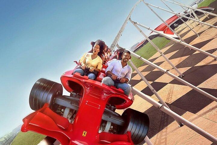 Yas Island Single oder Multiple Parks für Ferrari, Warner oder Yas