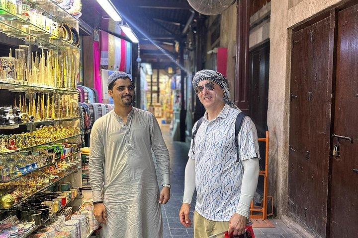 Dubai Old Town Walking Tour com degustações de comida de rua