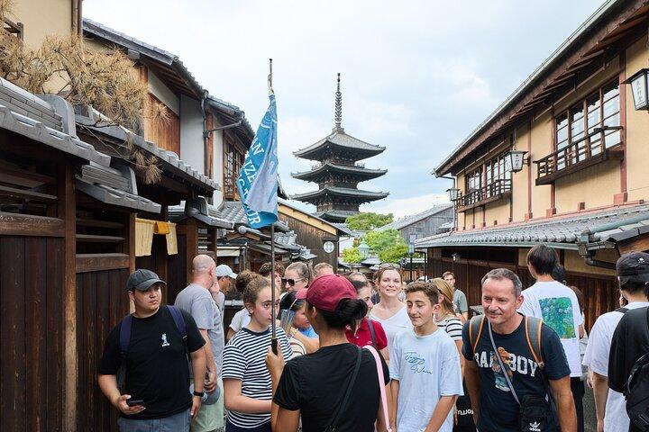 京都祇園＆東山歴史散策ツアー