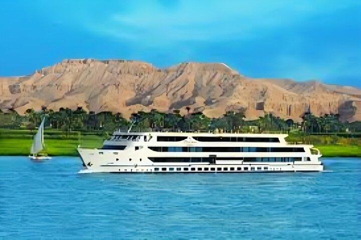 Il Cairo ad Assuan: 6 giorni di piramidi, templi e crociera sul Nilo