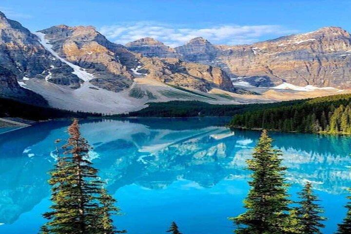 Moraine Lake, Lake Louise Tour met bezoek aan Banff Town
