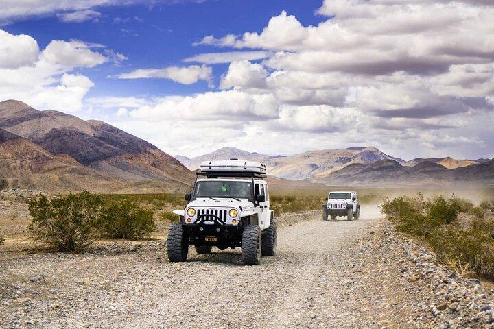 4x4 Jeep Tour - Secrets of Gobustan og Mud Volcanoes