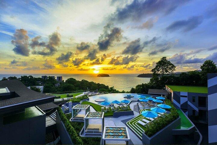 Experiencia de cenar al atardecer en el SIS Kata Resort