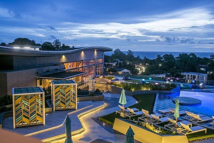 Stylish Twilight Dinner Experience at The SIS Kata Resort