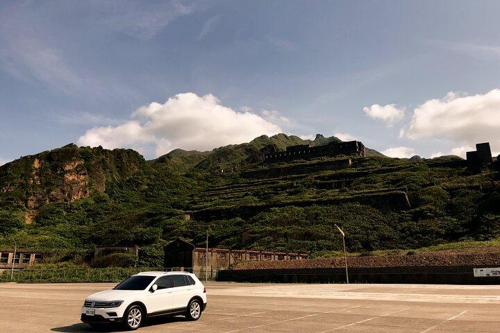 Visite privée d'une demi-journée au géoparc de Yehliu et Jiufen par nuit