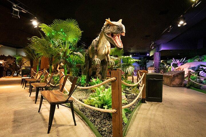 Avamposto dei dinosauri a Town Square a Las Vegas