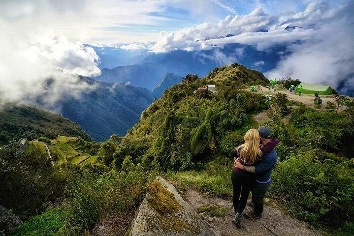Inca Trail 4-Day Trek to Machu Picchu – Return by Vistadome Train