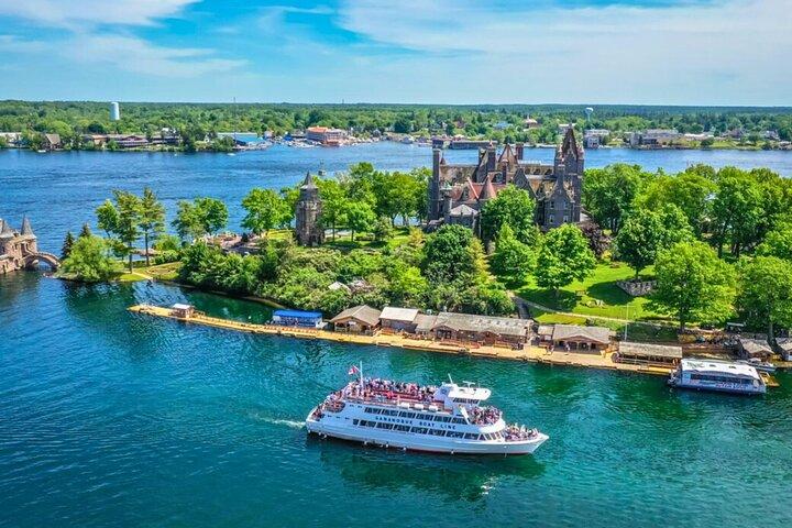 Excursão privada a 1000 ilhas de Toronto com cruzeiro de barco do castelo