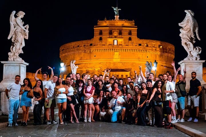Rome's Ultimate Party aka the Spanish Steps Pub Crawl