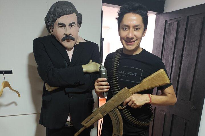 Pablo Escobar : History, Legend and Transformation of Medellin