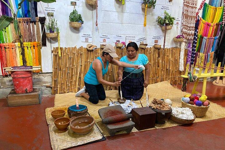 Authentieke Maya-kunst- en cultuurtour op het Atitlánmeer