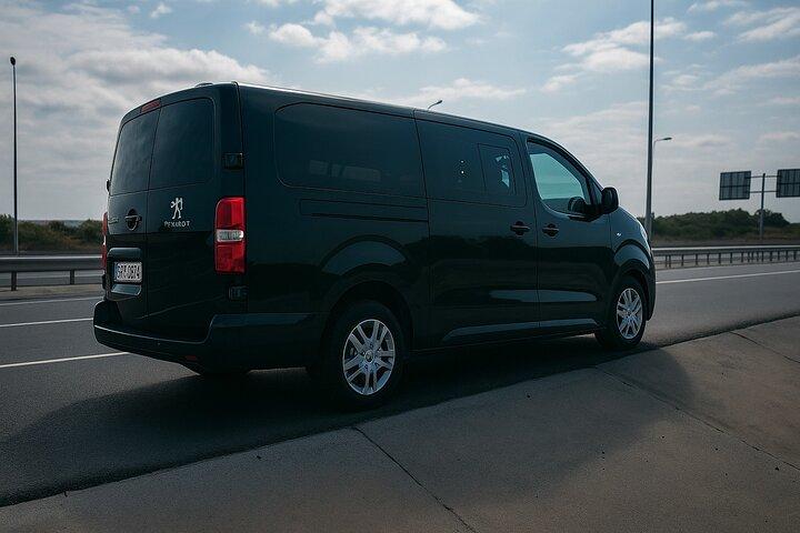Private Transfer from Istanbul Airport to Fatih,Taksim, Karaköy