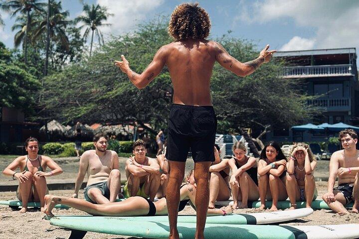 Cursos de surf em Tamarindo Beach