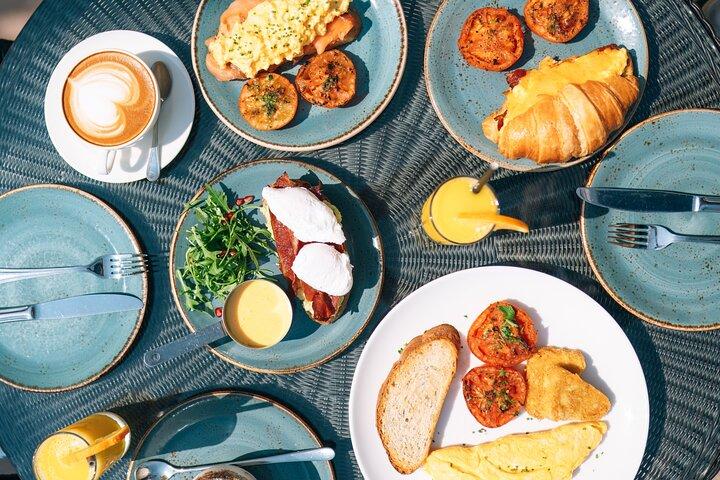 Dubai: Riva Beach Club Pool og Beach Day Pass