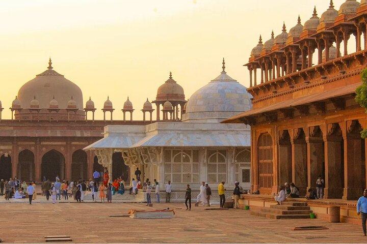 Tour privato di mezza giornata a Fatehpur Sikri da Agra