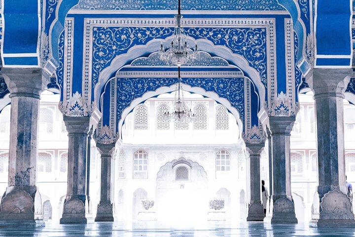 Private 3-tägige Stadtrundfahrt durch Jaipur: Amber Fort, Stadtpalast inklusive Transfers