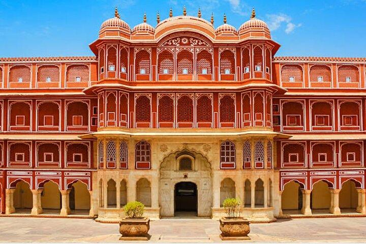 Private 3-tägige Stadtrundfahrt durch Jaipur: Amber Fort, Stadtpalast inklusive Transfers