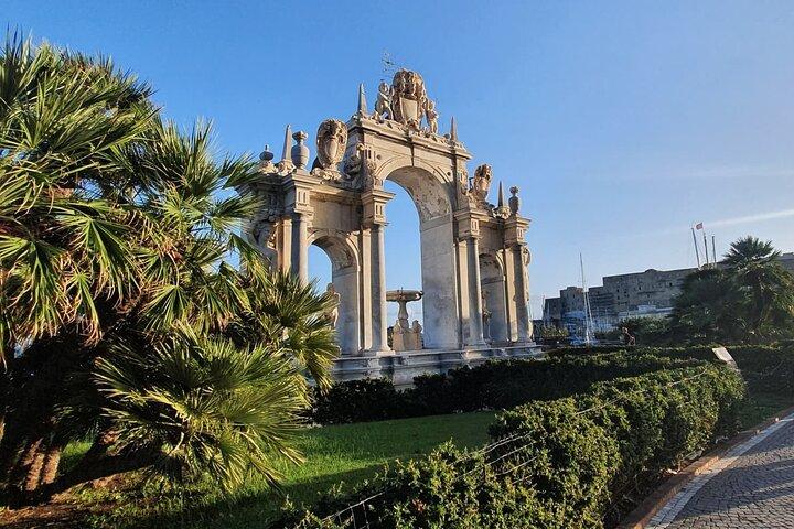 Explorez Pompéi et Naples en métro – Excursion d’une journée au départ de Naples